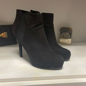 Apt 9 Black Ankle Bootie Pumps